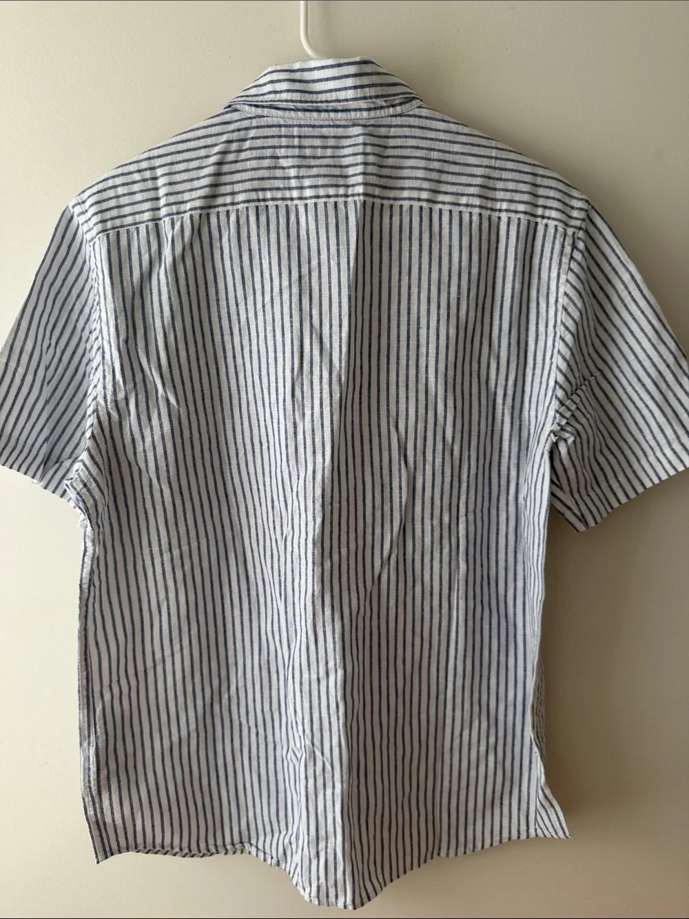 Banana Republic White and Navy Vertical-Stripe Short-Sleeve Shirt